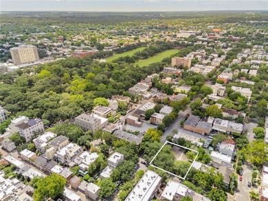 Rare opportunity to own a prime piece of property in the heart - photo 11