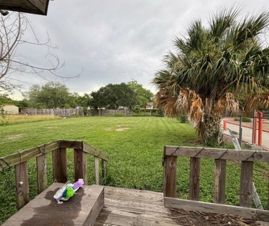 Welcome to 4325 Kostoryz Road in Corpus Christi, a versatile - photo 14