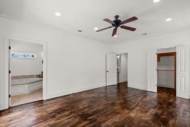 An elegantly crafted cottage, this two-story home in Santa Rosa - photo 18
