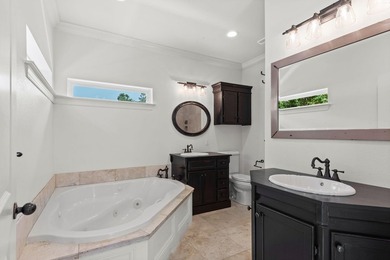 An elegantly crafted cottage, this two-story home in Santa Rosa - photo 19