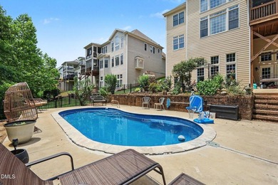 RESORT-STYLE LIVING IN WAKEFIELD! Nestled in one of Wakefield's - photo 3