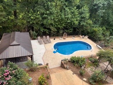 RESORT-STYLE LIVING IN WAKEFIELD! Nestled in one of Wakefield's - photo 4