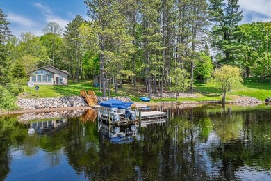 Absolutely immaculate lakeside gem perfectly situated on - photo 28