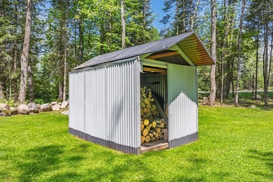 Absolutely immaculate lakeside gem perfectly situated on - photo 34