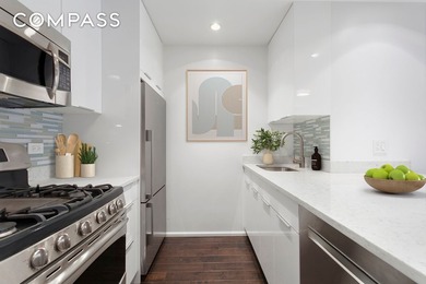 A beautifully maintained one-bedroom residence with a private - photo 4