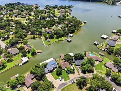 Lake Granbury Home For Sale in Granbury Texas
