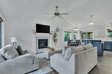 Back on the market at no fault of the seller! Welcome home to - photo 6