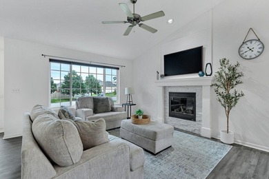 Back on the market at no fault of the seller! Welcome home to - photo 7