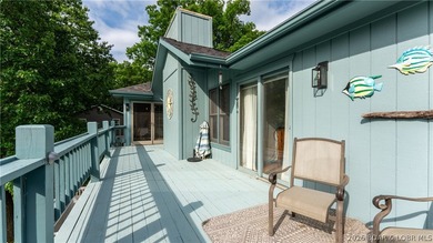 Inviting Lake Home in prestigous Foxhead Shores Estates brings - photo 16