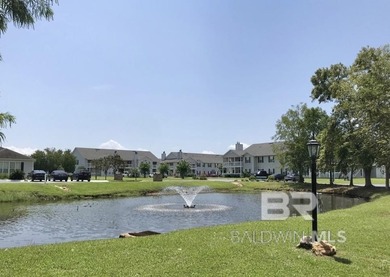 3 bedroom 2 bath upstairs unit in Colony Club. Unit has been - photo 21