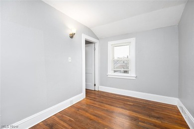 Welcome to 19307 Kildeer Avenue in Cleveland! 3 bedrooms, 1 1/2 - photo 22
