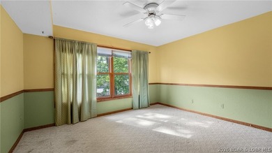 Inviting Lake Home in prestigous Foxhead Shores Estates brings - photo 24