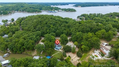 Inviting Lake Home in prestigous Foxhead Shores Estates brings - photo 37