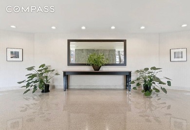 Welcome home to this sunny and peaceful one bedroom unit in the - photo 7