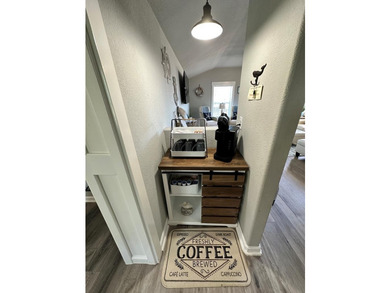This beautifully turn-key escape offers the perfect balance of - photo 12