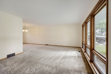 Bright, clean, and ready for you, this four bedroom, 2.5 bath - photo 5