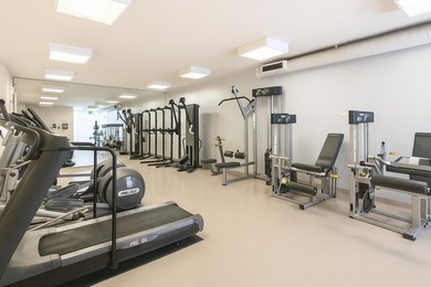 Rare townhome style residence in the heart of South Beach and - photo 18