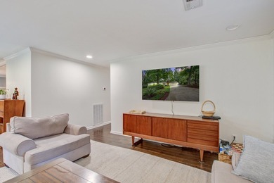 Lovingly updated with a fresh coastal-inspired aesthetic, this - photo 19