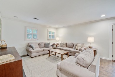 Lovingly updated with a fresh coastal-inspired aesthetic, this - photo 20