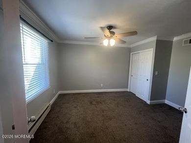 This stunning twin/semi-detached ranch-style home offers a - photo 21