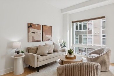 Rare townhome style residence in the heart of South Beach and - photo 23