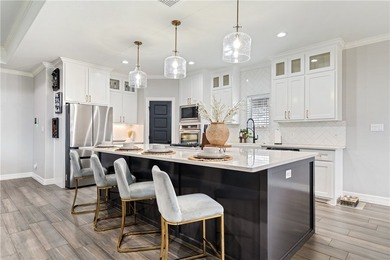 Style, space, and an entertainer's dream-all in one beautiful - photo 4