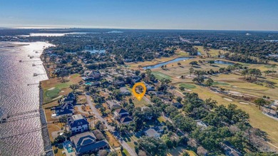 Nestled in the waterfront community of Harbourview-adjacent to - photo 29