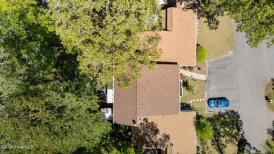 MOTIVATED SELLER! Charming and well-maintained townhome with - photo 36