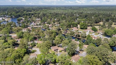 MOTIVATED SELLER! Charming and well-maintained townhome with - photo 45
