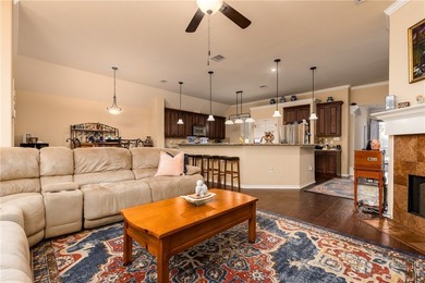 Stunning Northshore Home in Heart of Portland! The open concept - photo 8