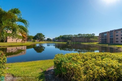 Lake Condo For Sale in Sunrise, Florida