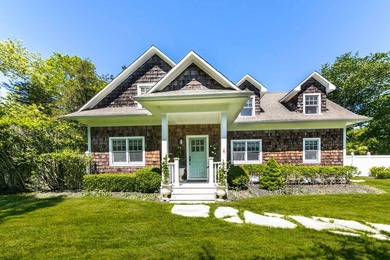 Set on 1.7 acres just minutes from East Hampton Village Main - photo 3