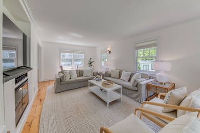 Set on 1.7 acres just minutes from East Hampton Village Main - photo 10