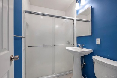 Amazing, Affordable Opportunity to Live in The Heart of Hewlett - photo 6