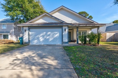 Lake Home Sale Pending in Destin, Florida