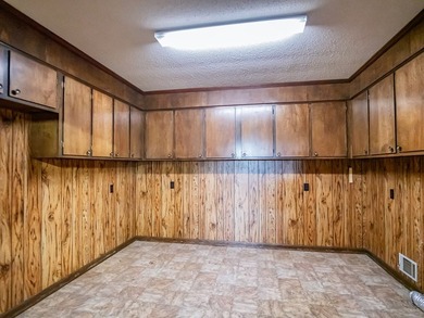 Nestled on 3.7 beautifully landscaped acres in North Mississippi - photo 32