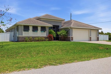 Stunning 3BR/2BA Pool Home on Staunton Waterway -- 3-Car Garage - photo 42