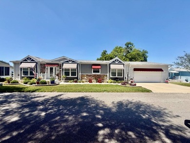 (private lake, pond, coastal) Home Active Under Contract in Lady Lake Florida