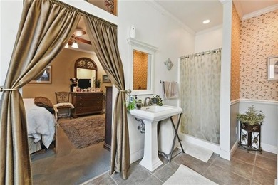 Charming original cottage updated with seamless additions - photo 16