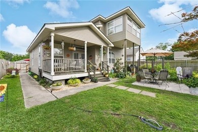 Charming original cottage updated with seamless additions - photo 27