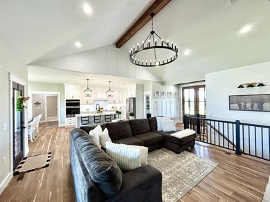 NEW PRICE!! Experience the best of luxury living in this - photo 28