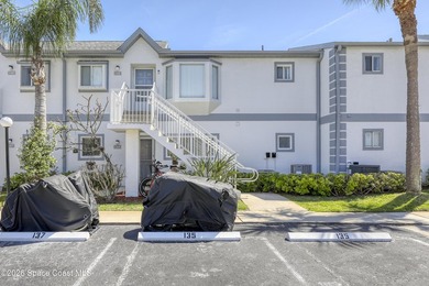 Welcome to your slice of paradise in the highly sought-after - photo 1