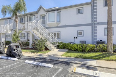 Welcome to your slice of paradise in the highly sought-after - photo 3