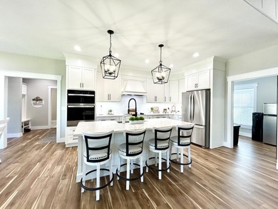 NEW PRICE!! Experience the best of luxury living in this - photo 36
