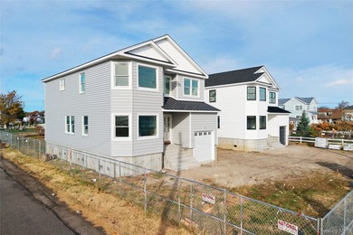 2025 New Construction Built to FEMA Codes, Amazing Bay Views! - photo 2