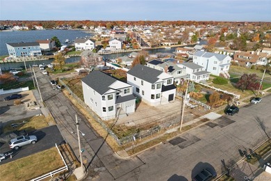 2025 New Construction Built to FEMA Codes, Amazing Bay Views! - photo 3