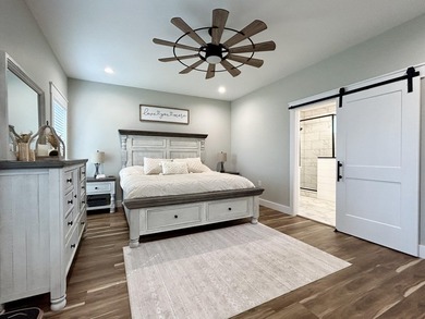 NEW PRICE!! Experience the best of luxury living in this - photo 55