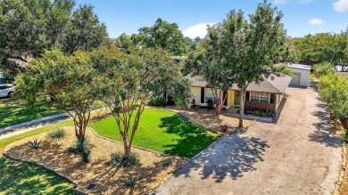 Lake Lewisville Home For Sale in Oak Point Texas