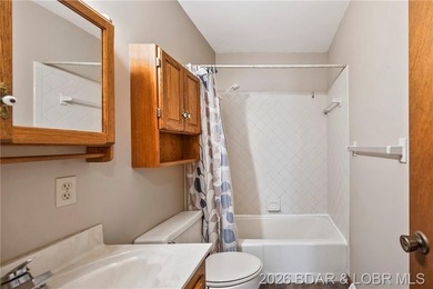 36X46 Man Cave has an office/workshop/Crafts area with a window - photo 22