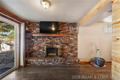 36X46 Man Cave has an office/workshop/Crafts area with a window - photo 28